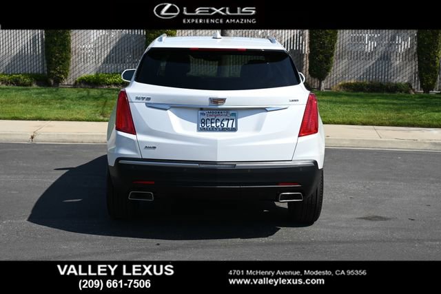 Used 2018 Cadillac XT5 Premium Luxury w/ Driver Assist Package image 5