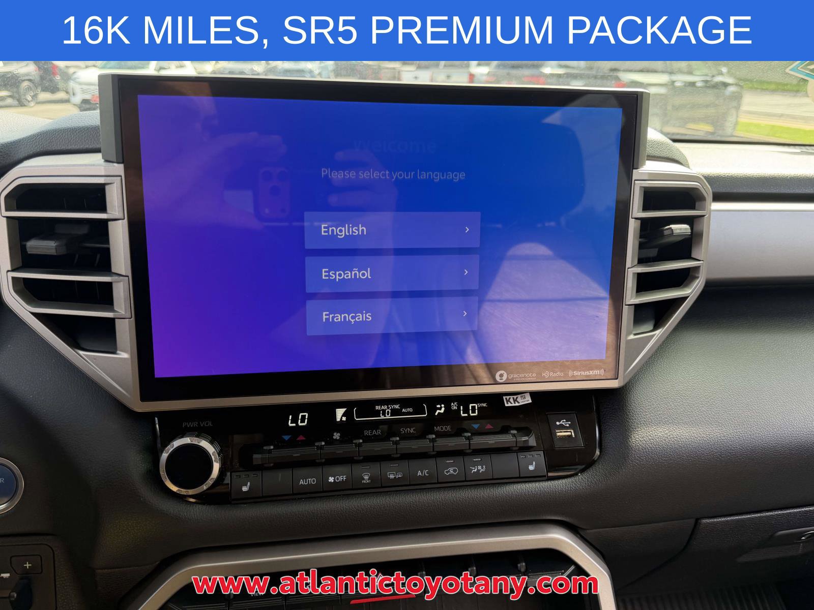 Used 2024 Toyota Sequoia SR5 w/ SR5 Premium Package AWD/4WD image 28