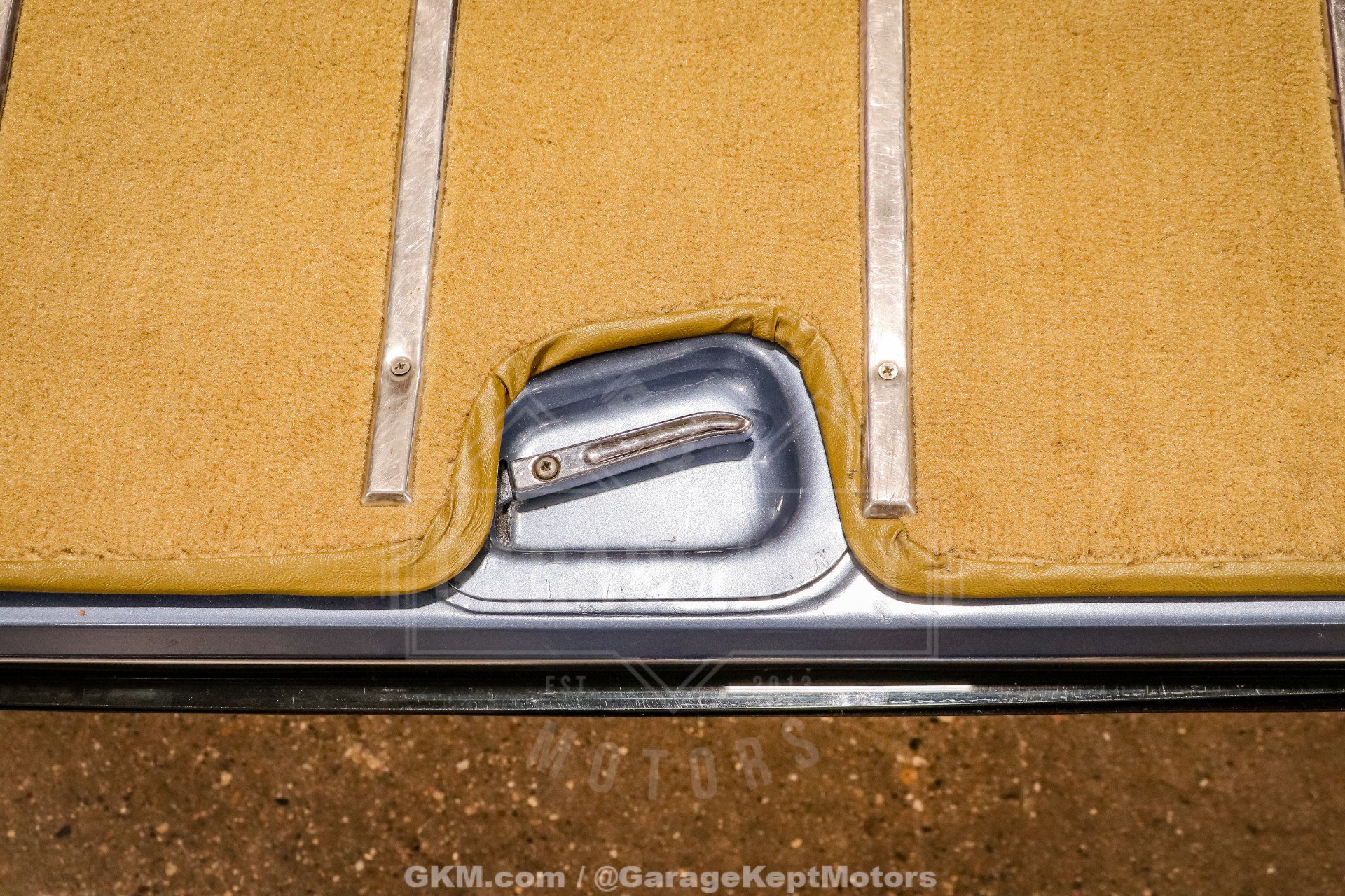 Used 1987 Jeep Grand Wagoneer AWD/4WD image 93