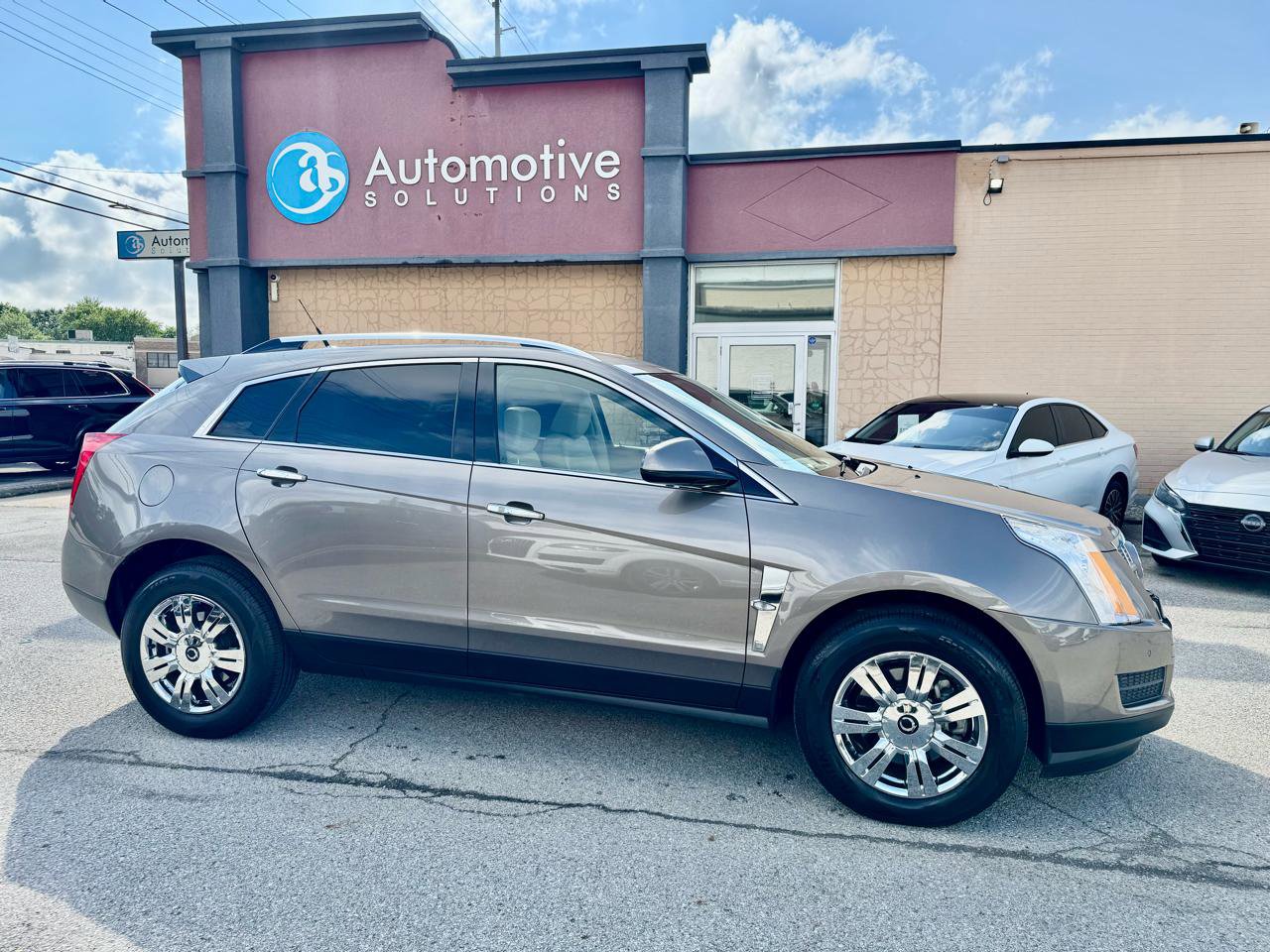Used 2011 Cadillac SRX Luxury FWD image 6