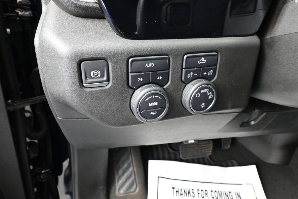 Used 2025 Chevrolet Silverado 1500 LT AWD/4WD image 26