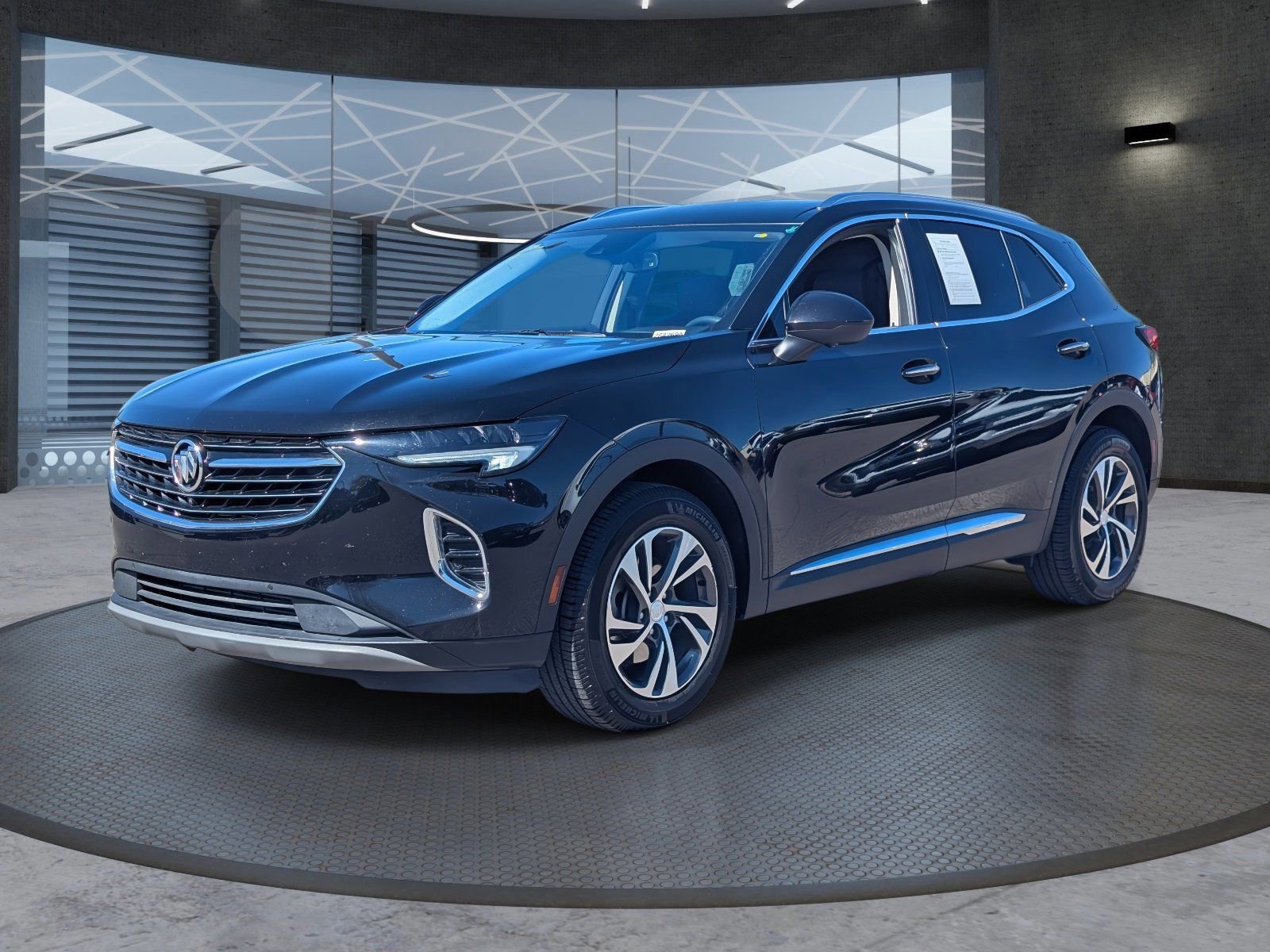 Used 2021 Buick Envision Essence w/ Technology Package I image 2