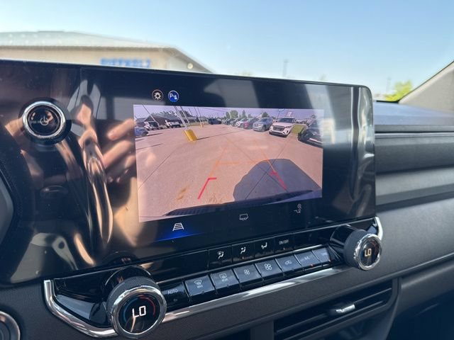 New 2026 Chevrolet Colorado Trail Boss w/ Off-Road Front Bumper Package AWD/4WD image 20