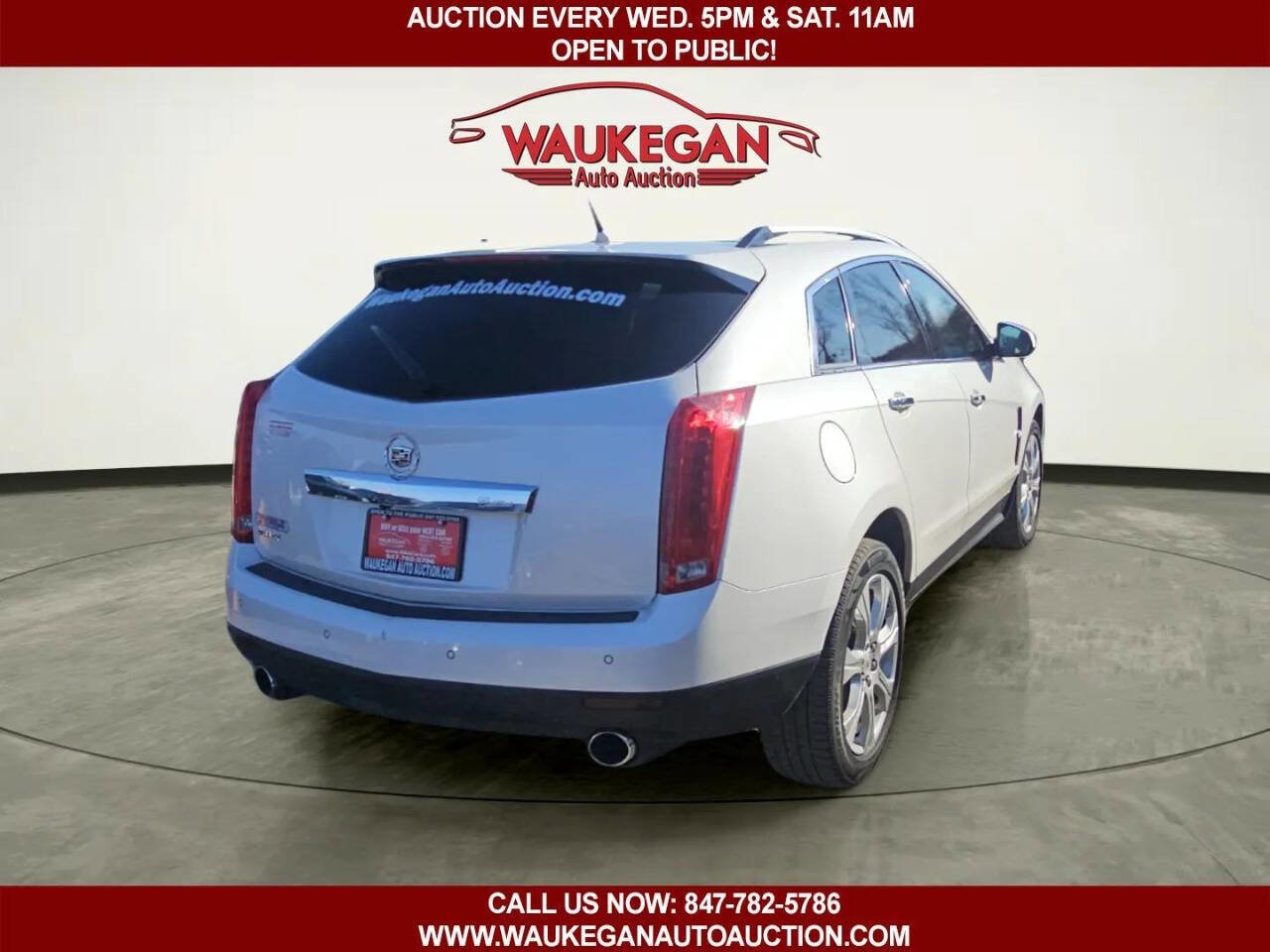Used 2010 Cadillac SRX Premium image 4