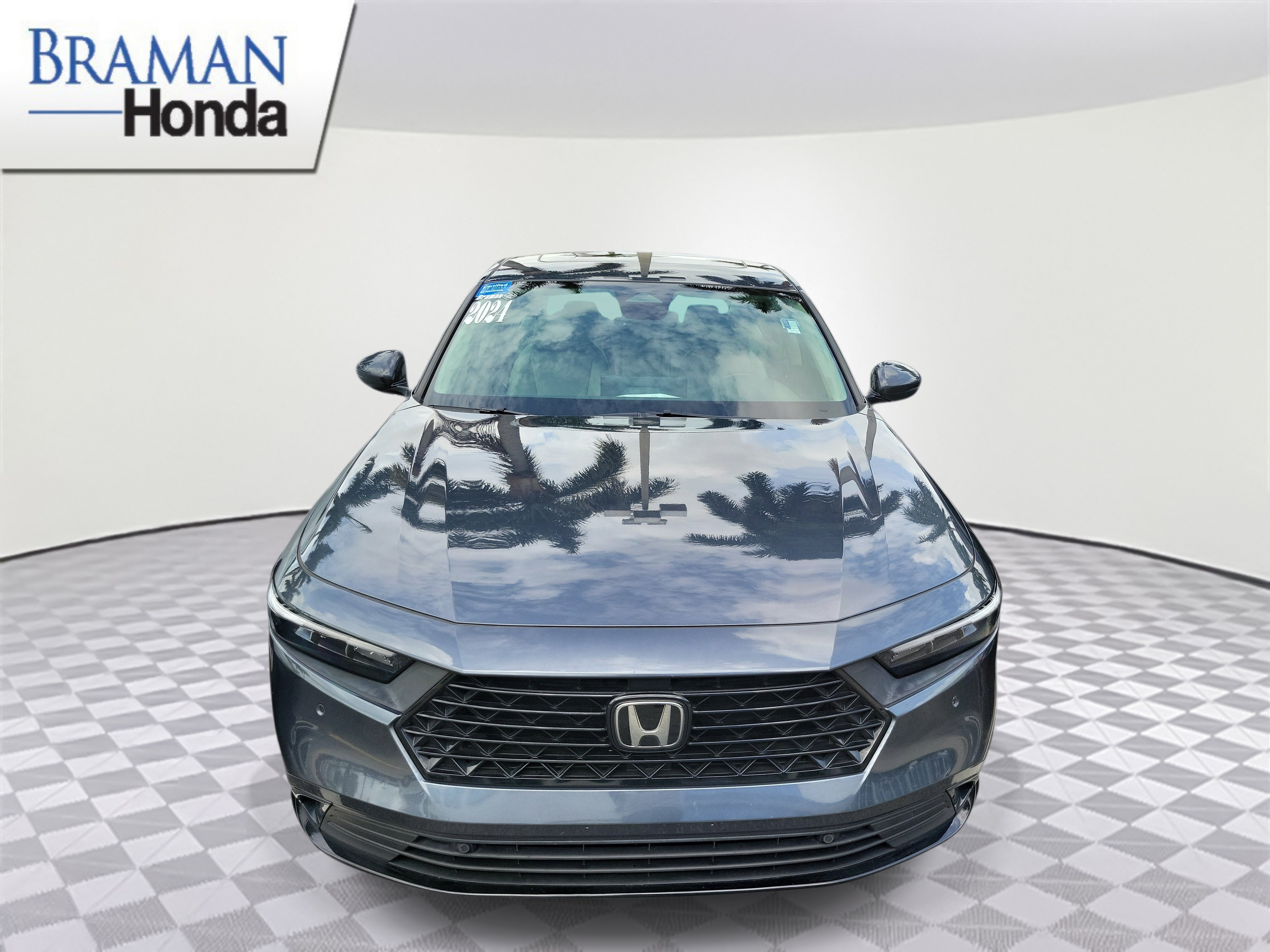 Used 2024 Honda Accord EX-L image 2