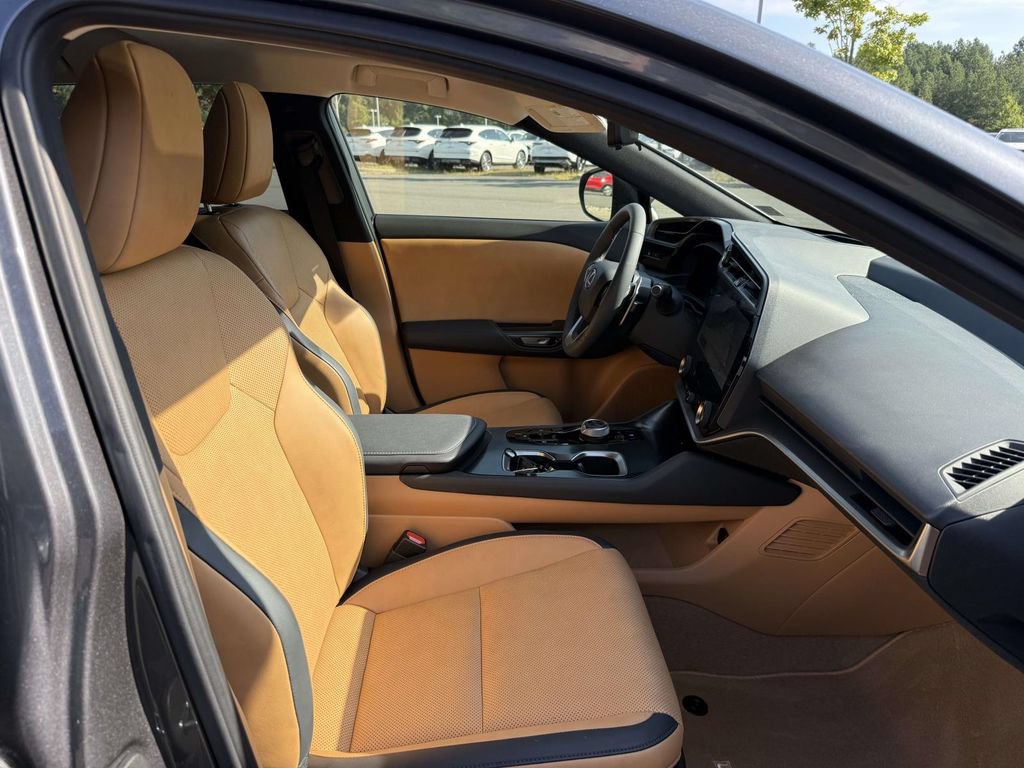 Used 2024 Lexus RZ 450e Premium w/ Technology Package AWD/4WD image 15