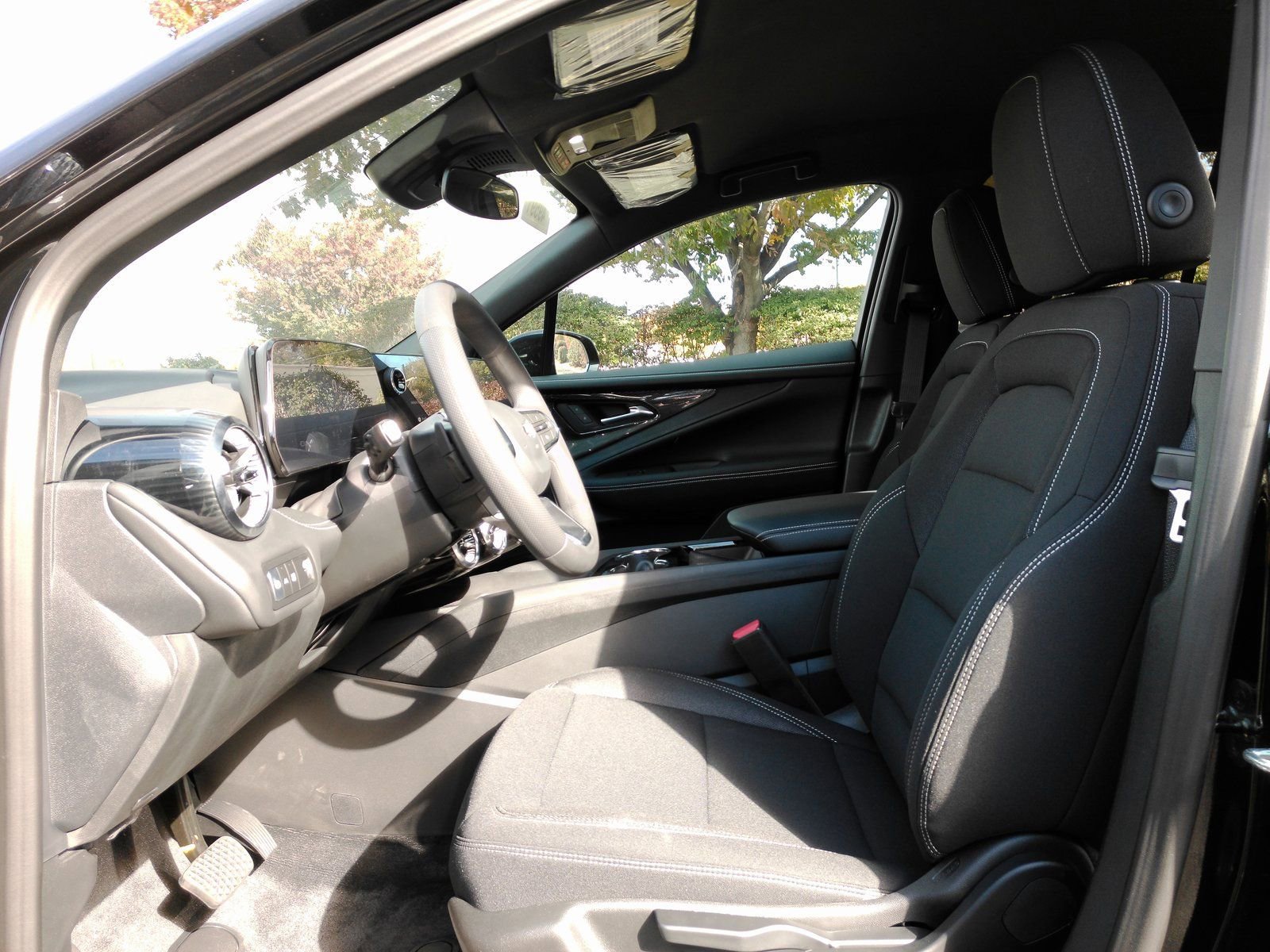 New 2026 Chevrolet Blazer EV LT AWD/4WD image 7