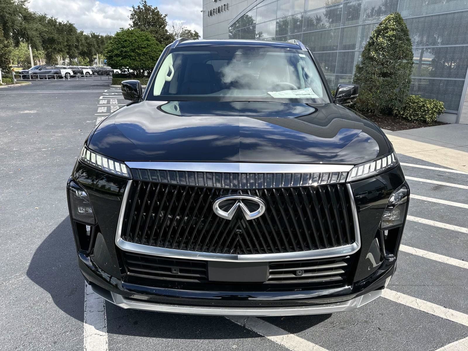 New 2026 INFINITI QX80 Luxe w/ Cargo Package image 6