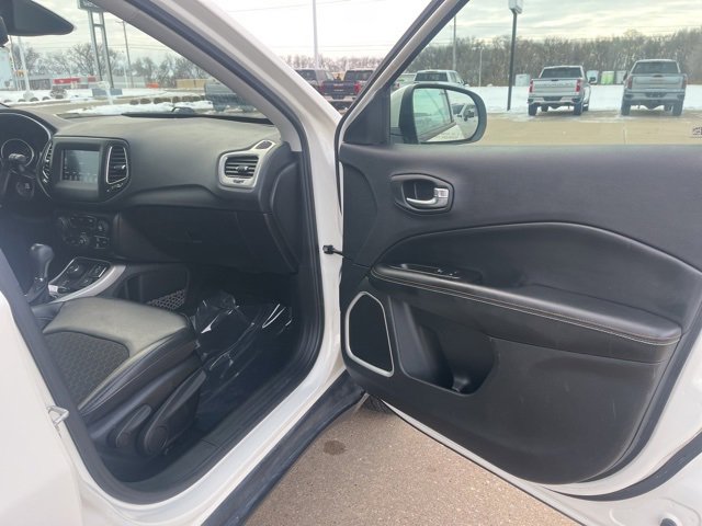 Used 2019 Jeep Compass Latitude image 49