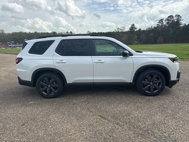 New 2026 Honda Pilot Sport image 7