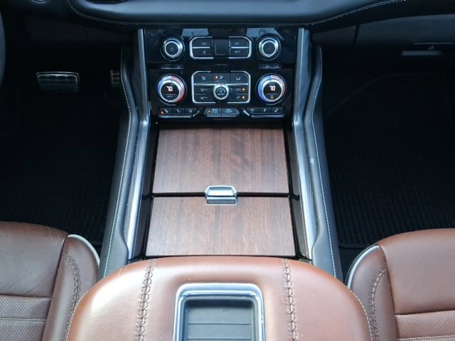 Used 2023 GMC Yukon XL Denali Ultimate image 15