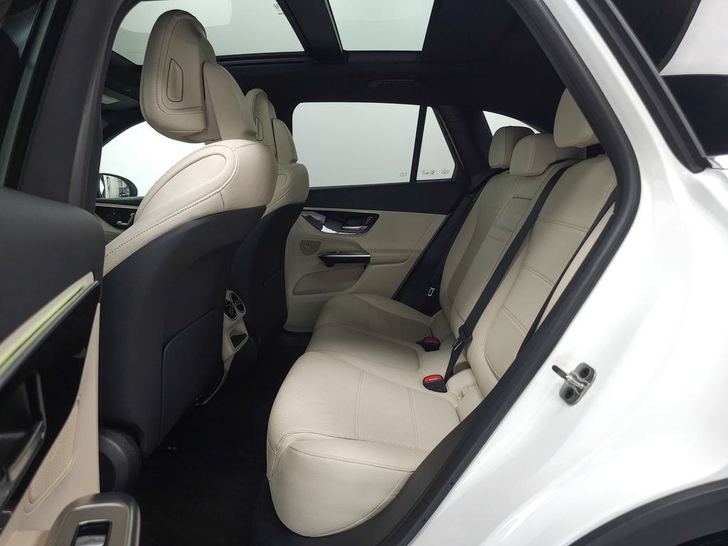 Certified 2026 Mercedes-Benz GLC 300 4MATIC image 24