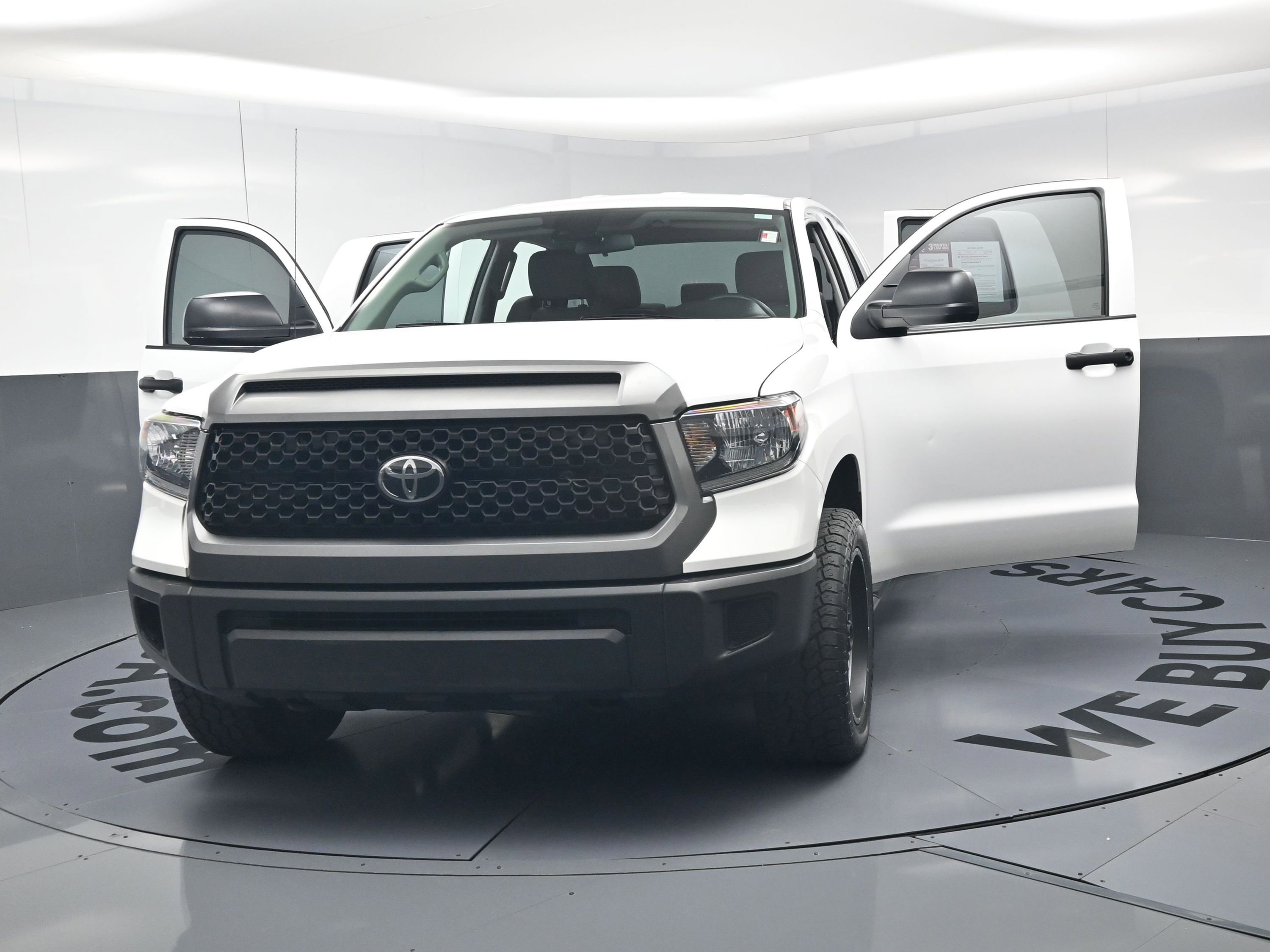 Used 2018 Toyota Tundra SR image 22