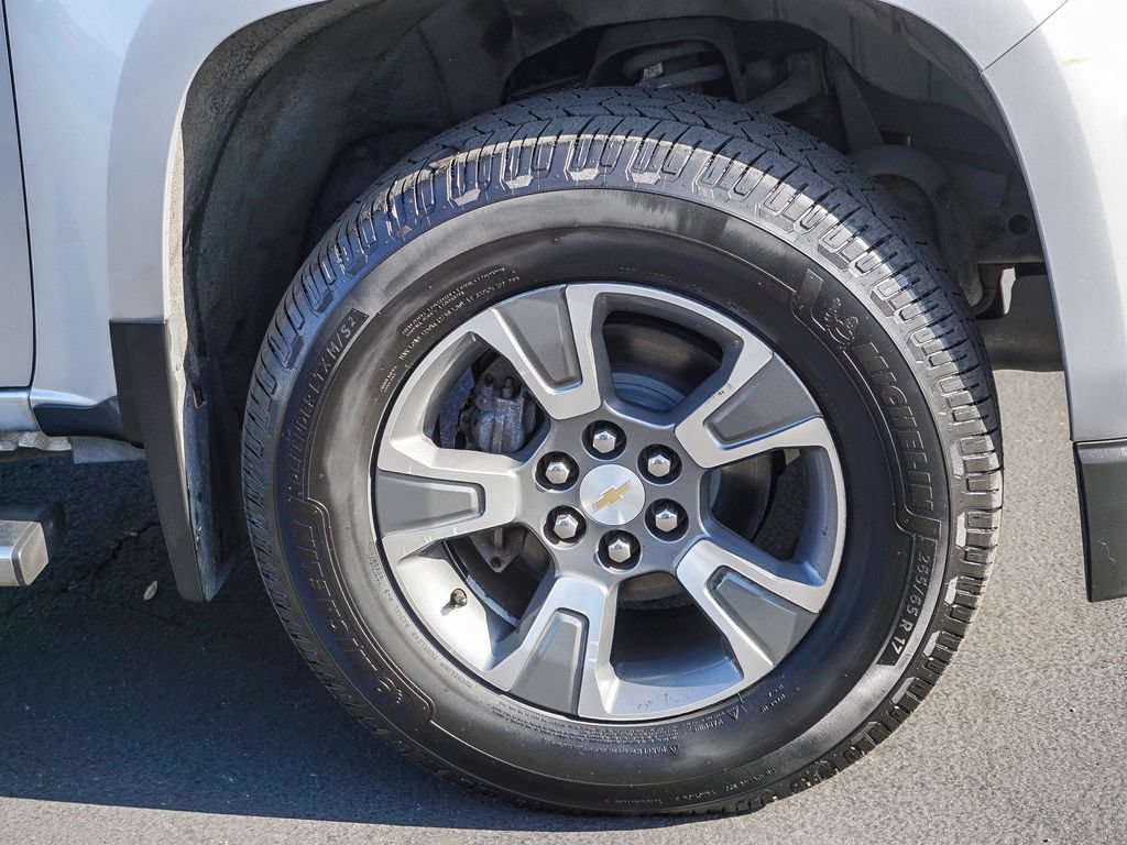Used 2015 Chevrolet Colorado Z71 AWD/4WD image 9
