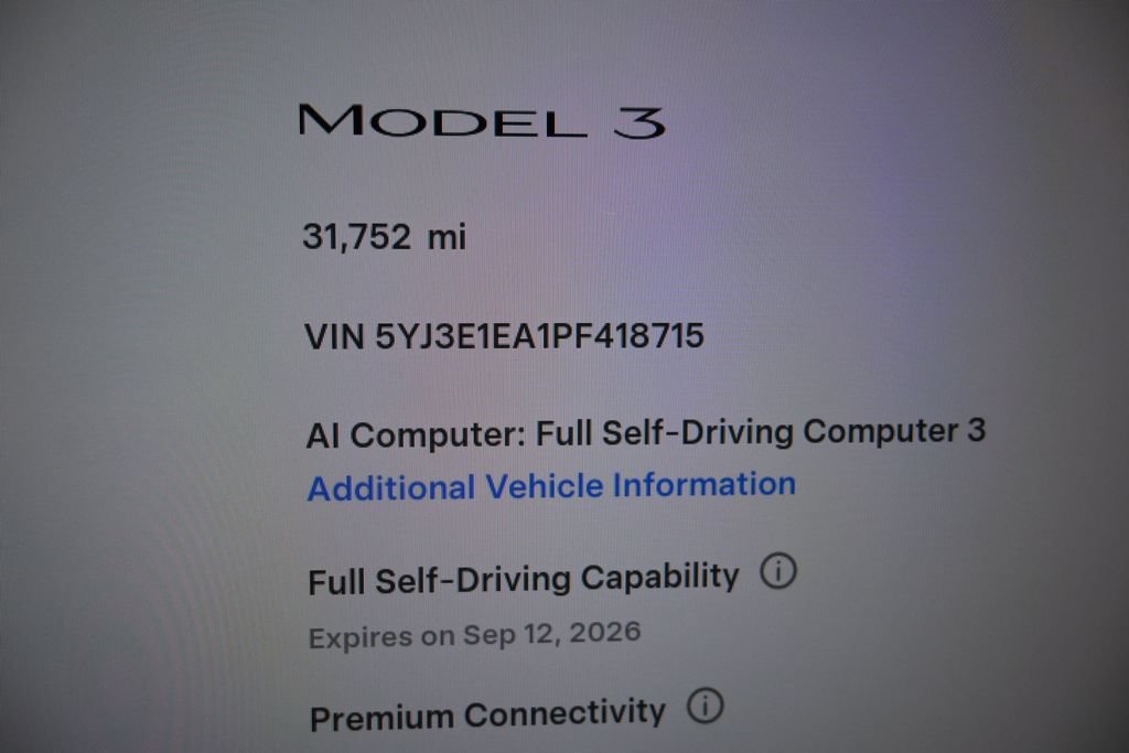 Used 2023 Tesla Model 3 Standard Range RWD image 23
