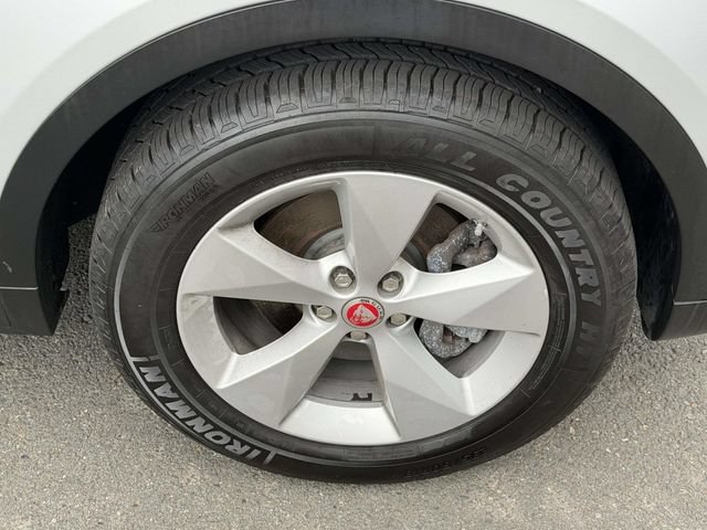 Used 2020 Jaguar E-PACE AWD/4WD image 7