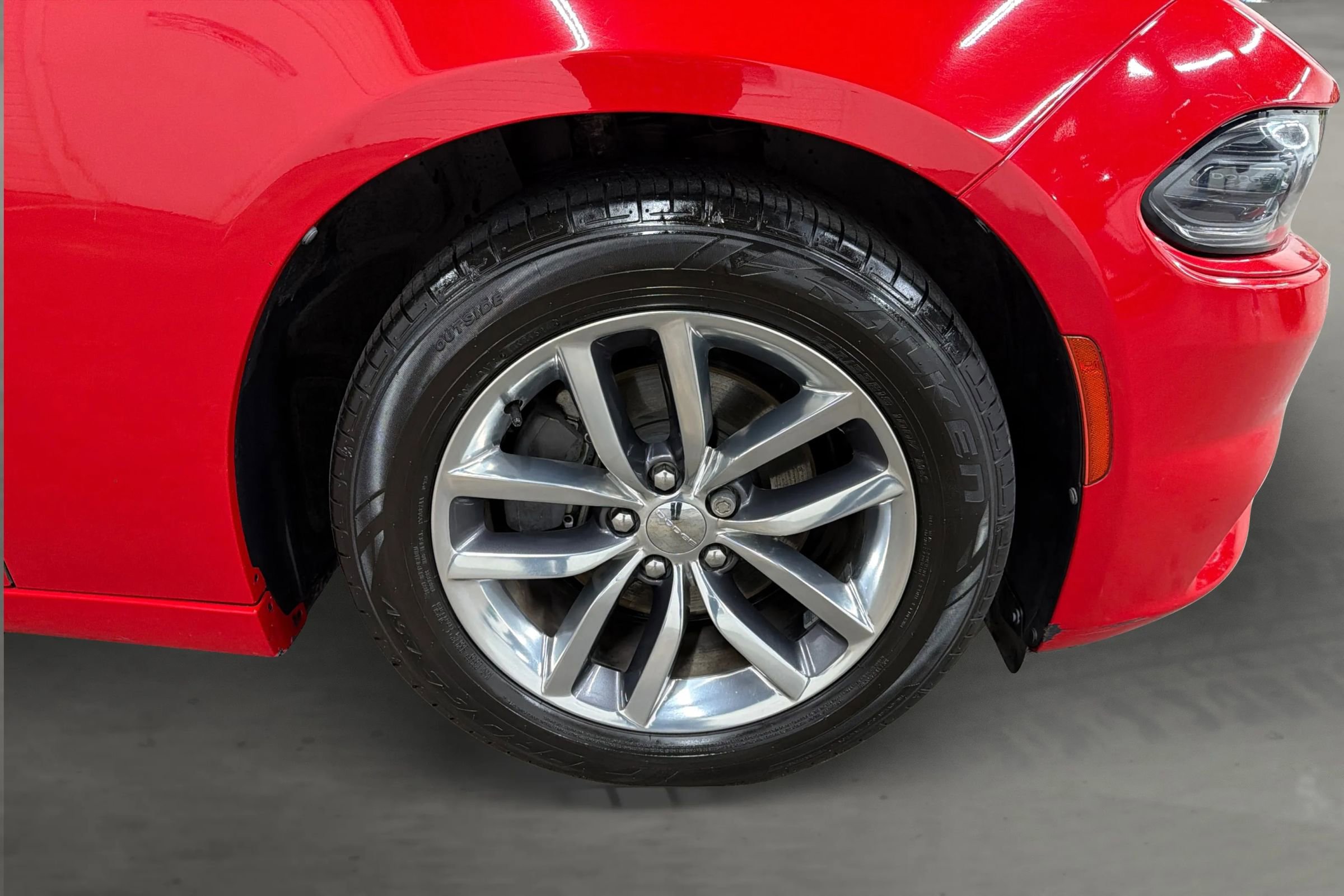 Used 2016 Dodge Charger SXT w/ Plus Group RWD image 18