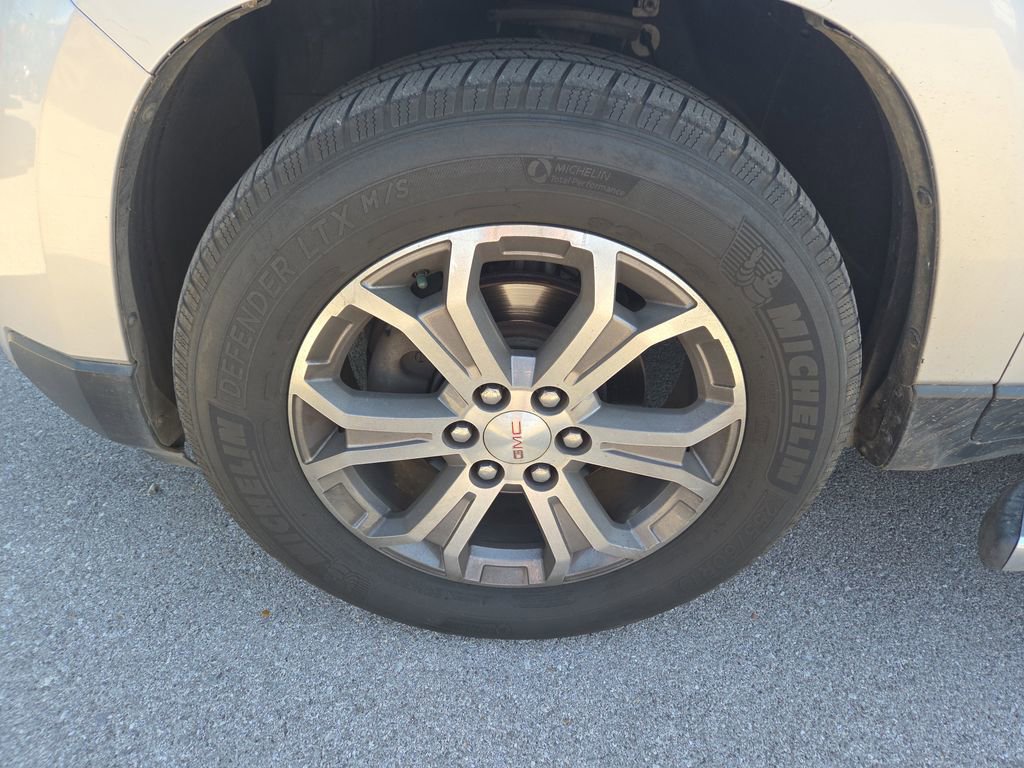 Used 2015 GMC Acadia SLT AWD/4WD image 10