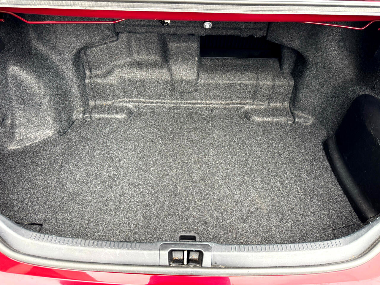 Used 2016 Toyota Camry XLE image 22