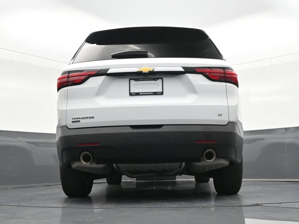 Used 2024 Chevrolet Traverse LT FWD image 28