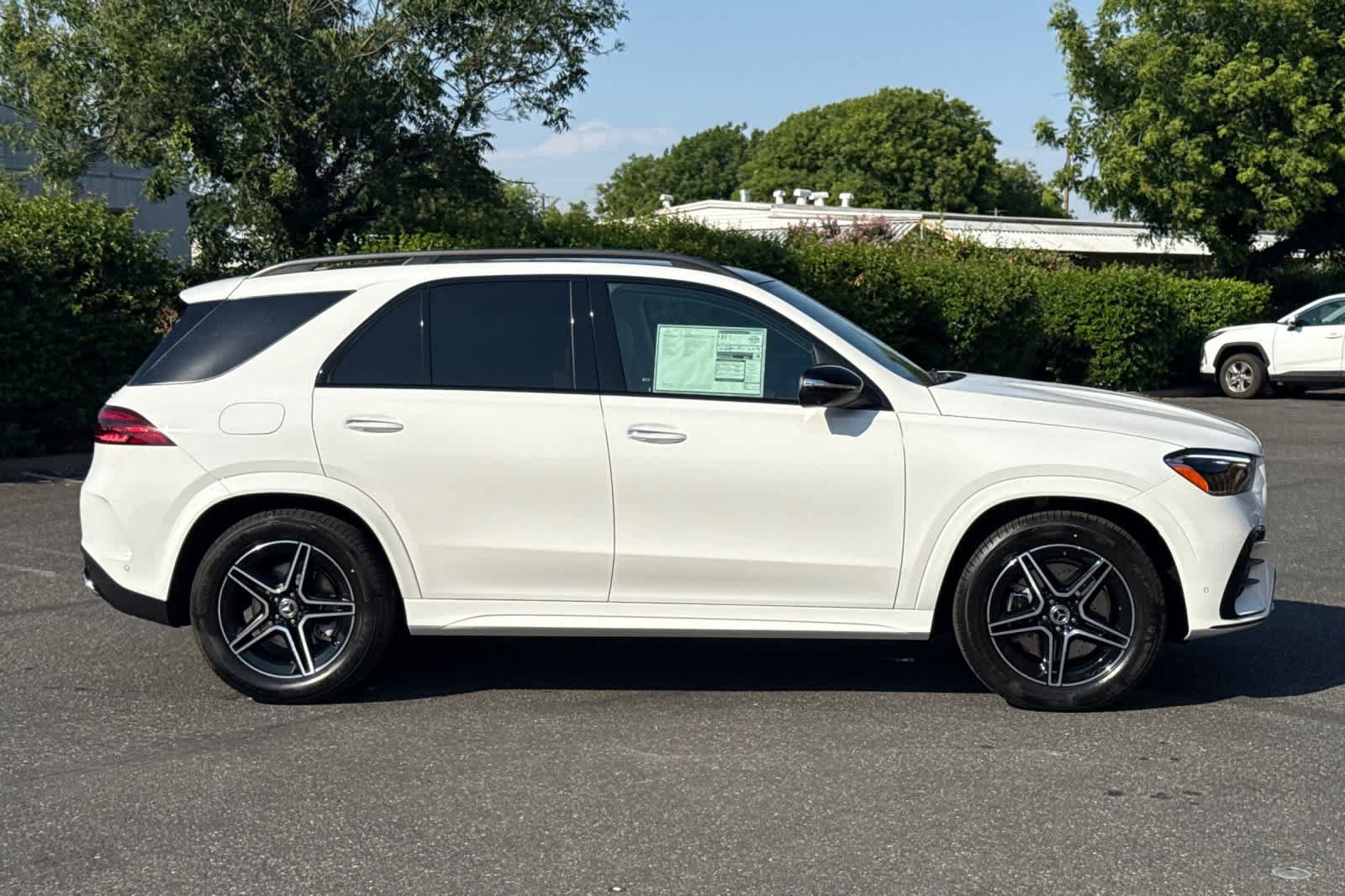 New 2026 Mercedes-Benz GLE 450 4MATIC image 2