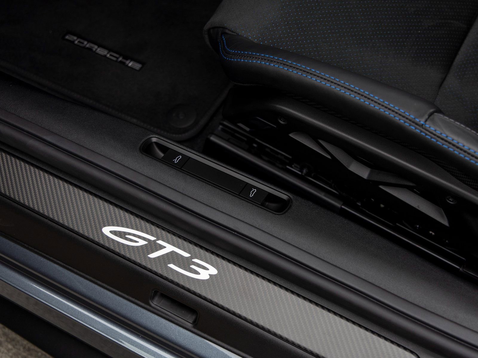 Certified 2026 Porsche 911 GT3 RWD image 32