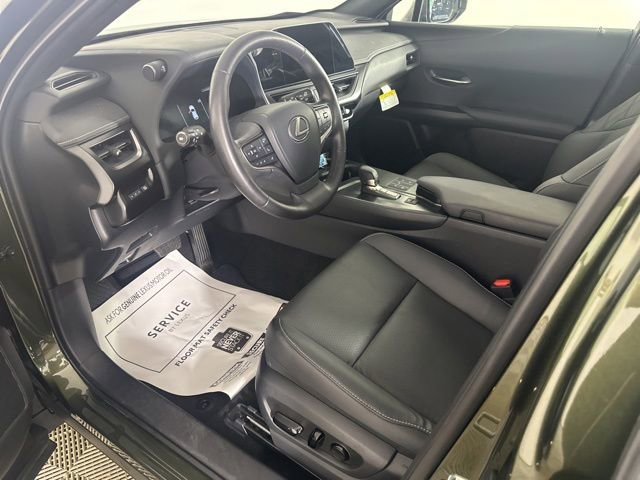 Used 2025 Lexus UX 300h AWD w/ Accessory Package (Z1) image 17