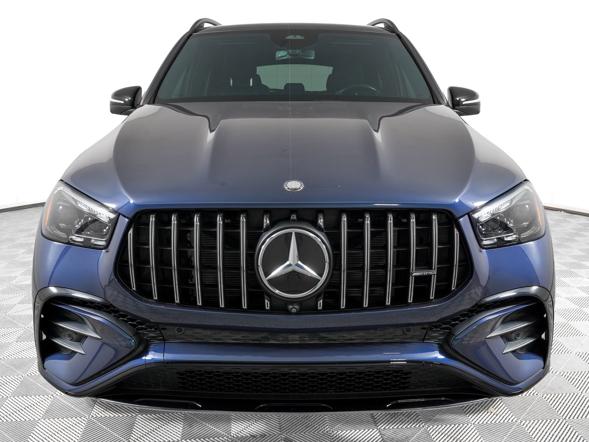 Used 2024 Mercedes-Benz GLE 53 AMG 4MATIC image 2