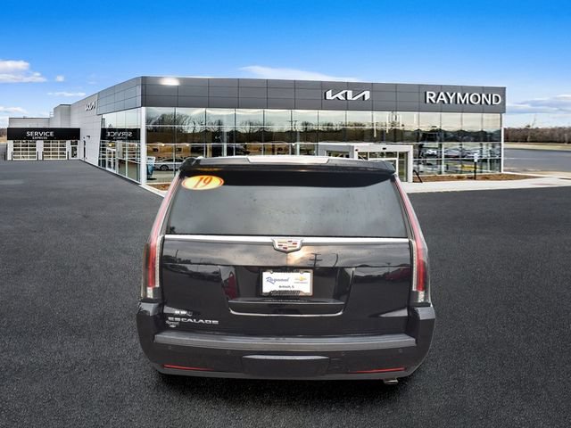 Certified 2019 Cadillac Escalade ESV Platinum AWD/4WD image 4