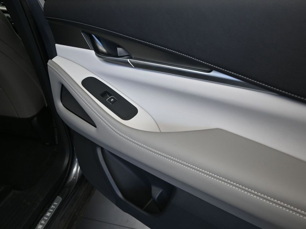 Used 2026 INFINITI QX60 Pure w/ Cargo Package image 21