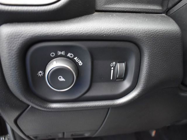 Used 2024 RAM 3500 Tradesman w/ Snow Chief Group AWD/4WD image 14