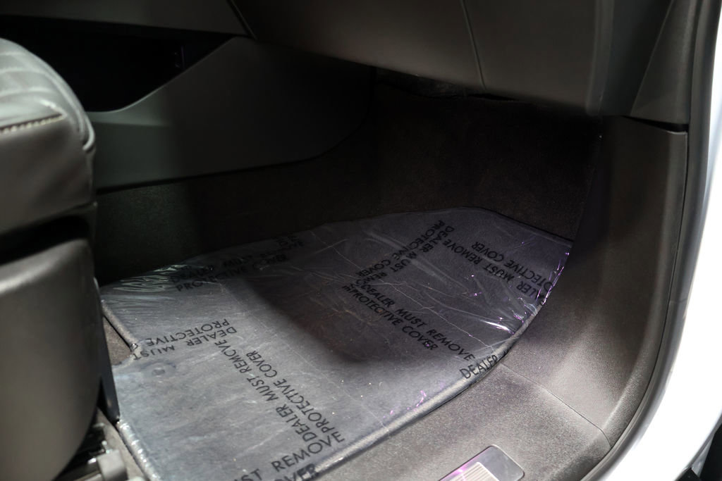 Used 2026 Cadillac Escalade V image 39