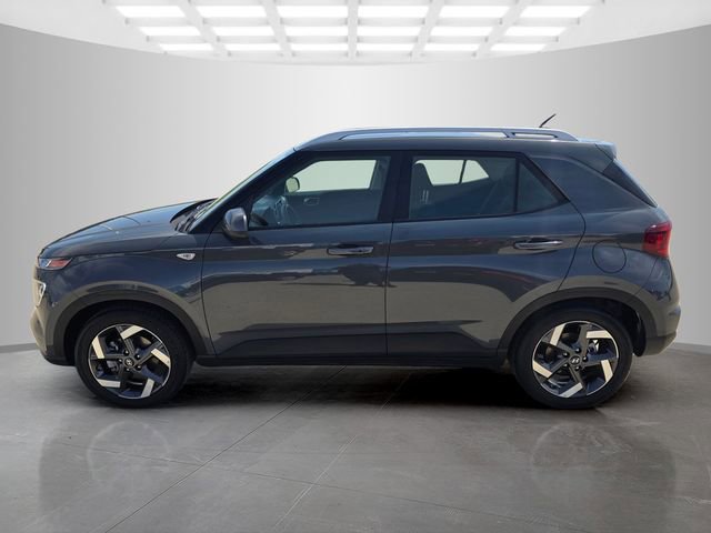 Used 2025 Hyundai Venue SEL FWD image 7