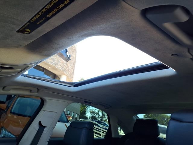 Used 2014 Audi S8 image 28