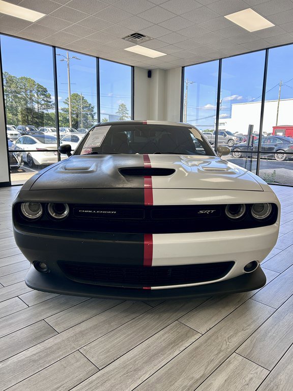 Used 2016 Dodge Challenger SRT RWD image 2