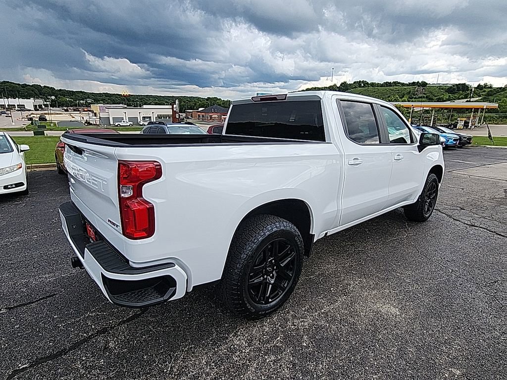New 2025 Chevrolet Silverado 1500 RST w/ Z71 Off-Road Package AWD/4WD image 9
