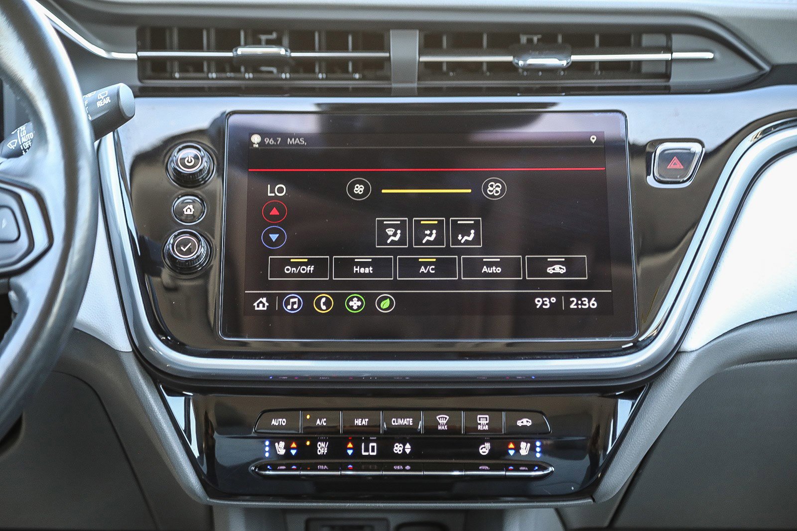 Used 2023 Chevrolet Bolt EUV Premier image 14