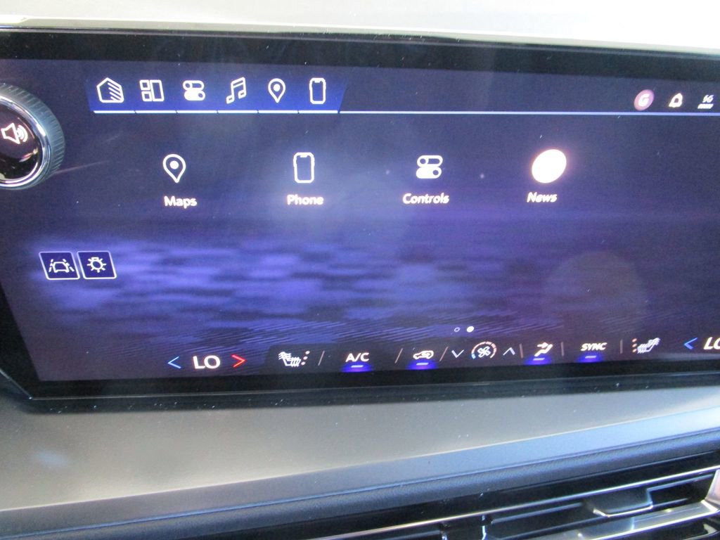 New 2026 Chevrolet Traverse LT w/ Driver Confidence Package image 40