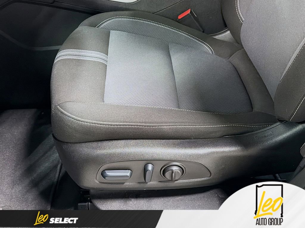 Used 2023 Chevrolet Blazer LT w/ Convenience Package image 18