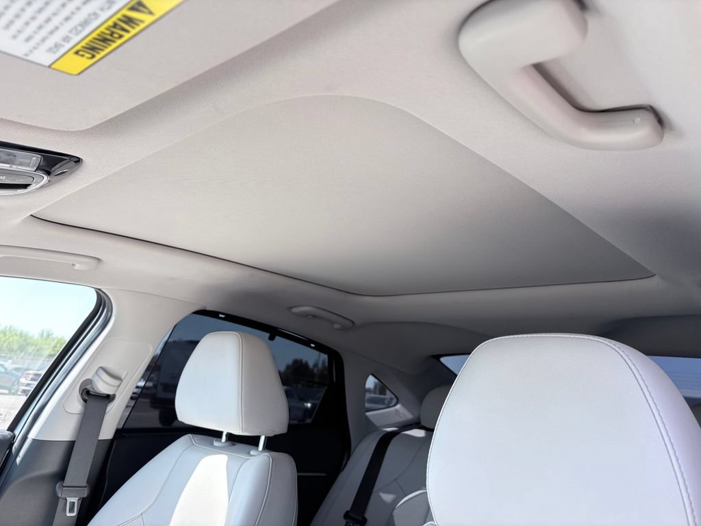 Used 2025 Hyundai Sonata Limited FWD image 12