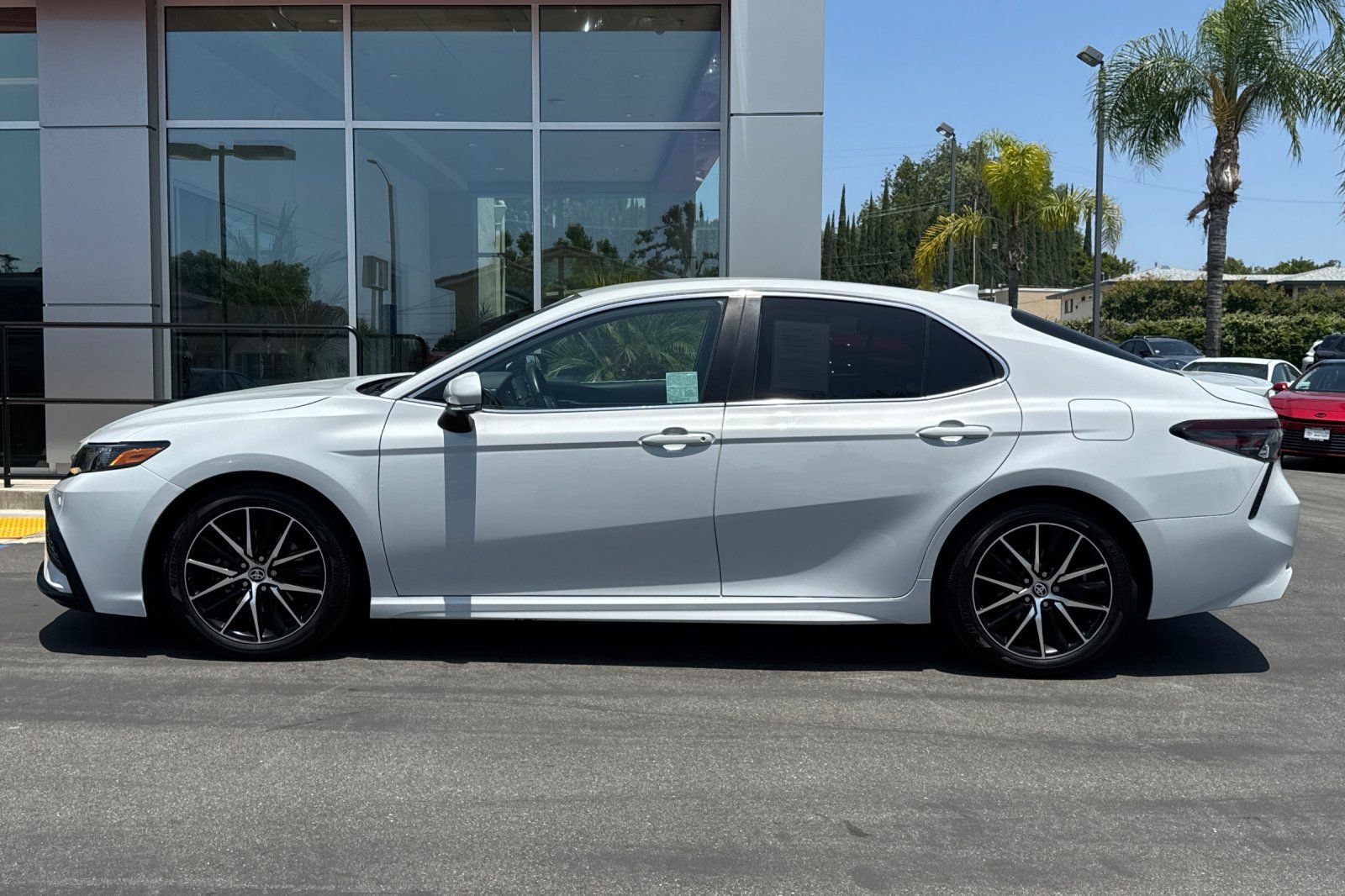 Certified 2023 Toyota Camry SE w/ Convenience Package FWD image 9