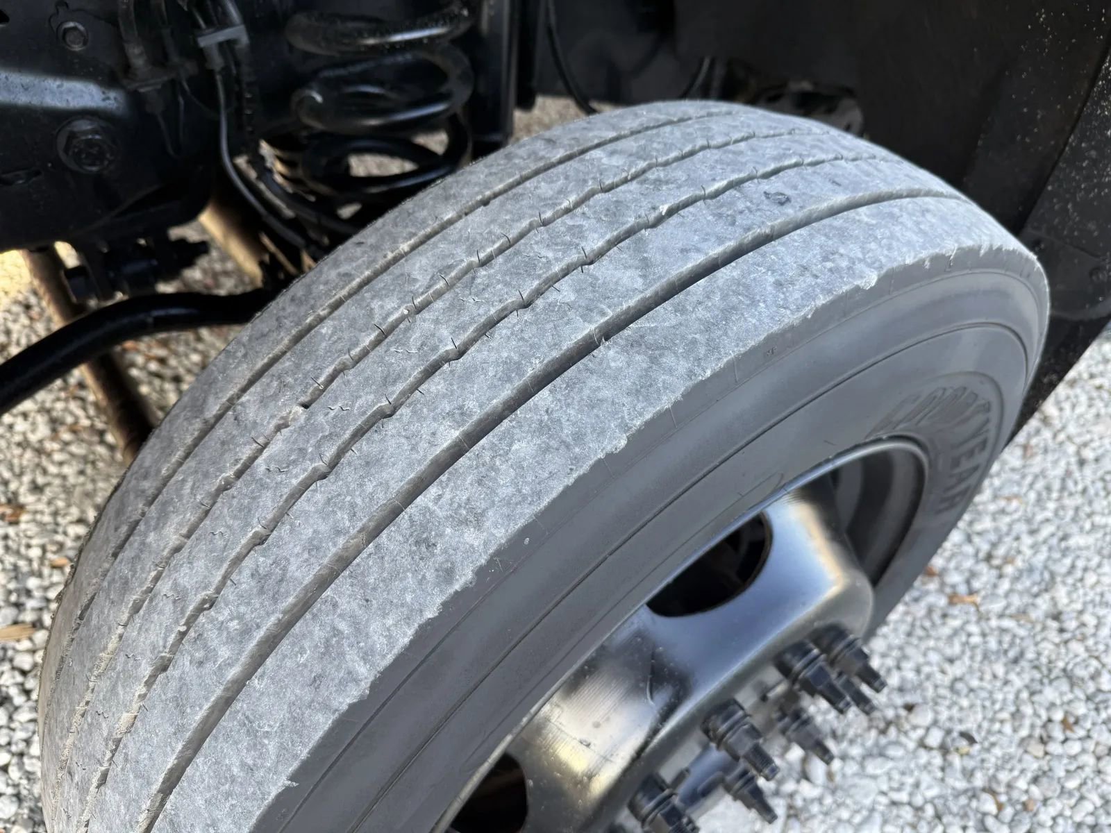 Used 2019 Ford F550 2WD Regular Cab Super Duty image 10