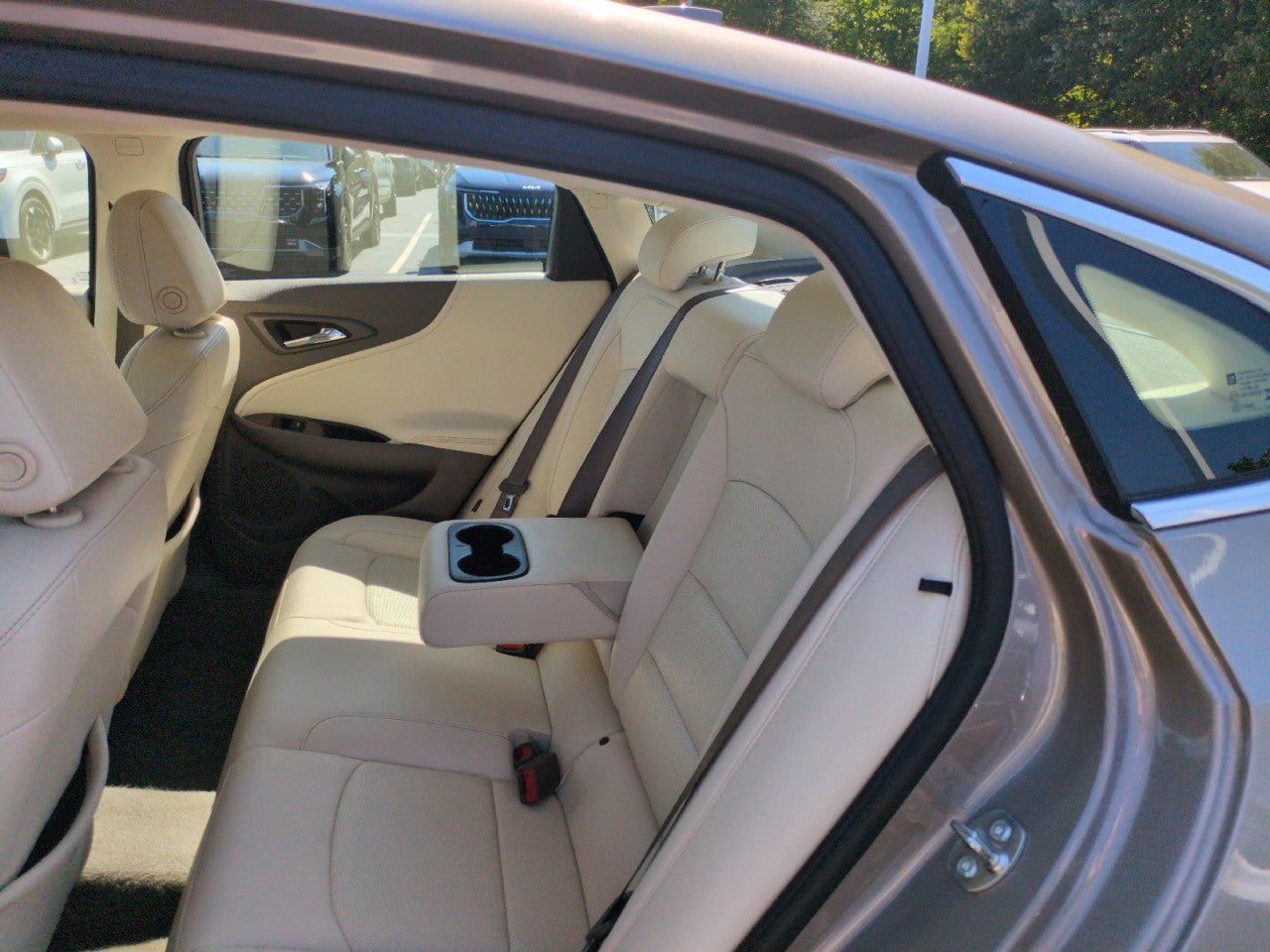 Used 2024 Chevrolet Malibu LT FWD image 20