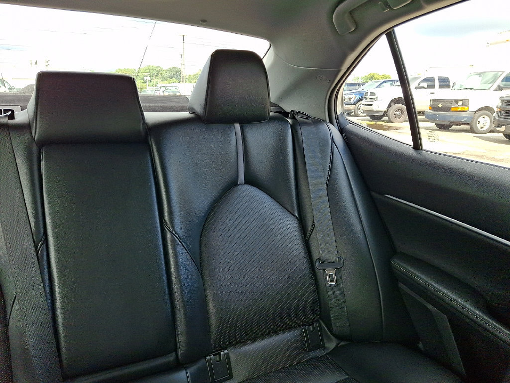 Used 2022 Toyota Camry XSE w/ Carpet Mat Package (TMS) AWD/4WD image 21