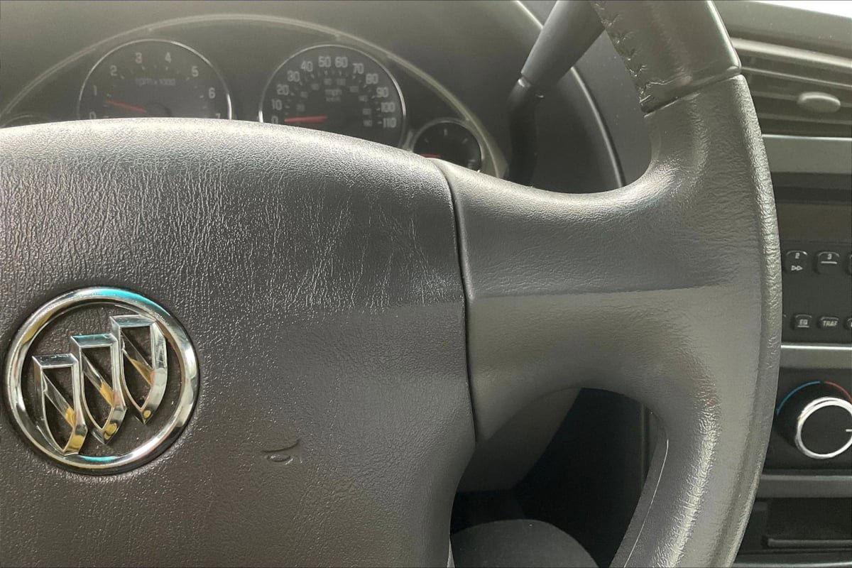 Used 2005 Buick Rendezvous AWD image 12