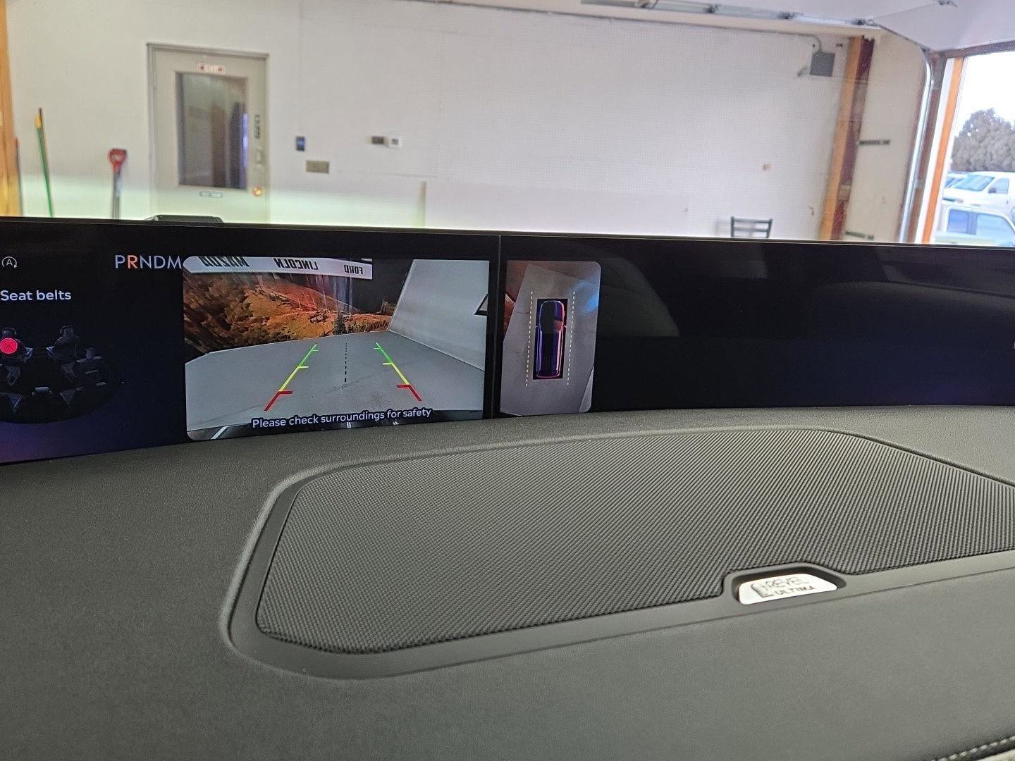 New 2025 Lincoln Navigator L Reserve image 12