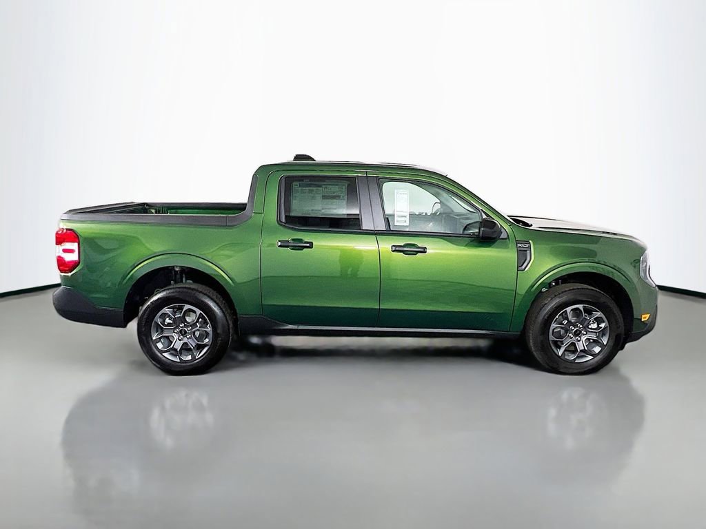 New 2025 Ford Maverick XLT w/ XLT Luxury Package image 18