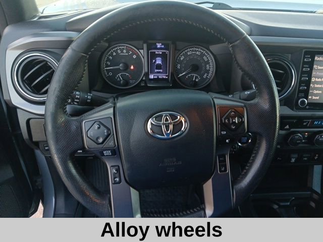 Used 2020 Toyota Tacoma image 11