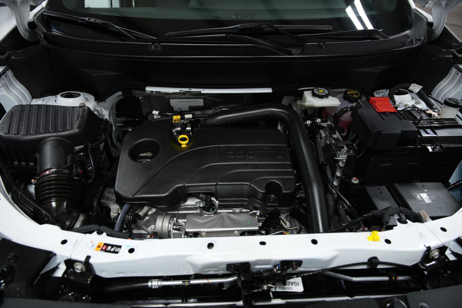 Used 2025 GMC Terrain Elevation image 41