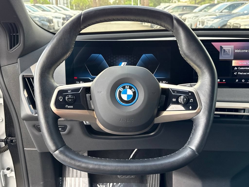 Certified 2024 BMW iX xDrive50 w/ Sport Package AWD/4WD image 22